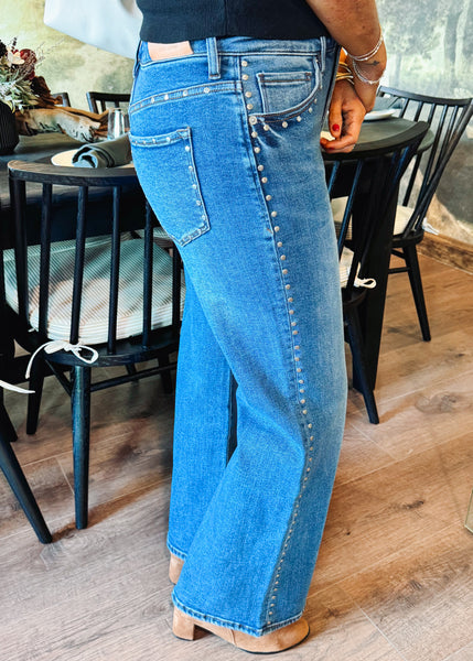 Micah Jeans in Slate