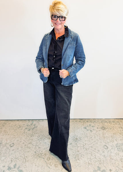 Minah Blazer in Santos