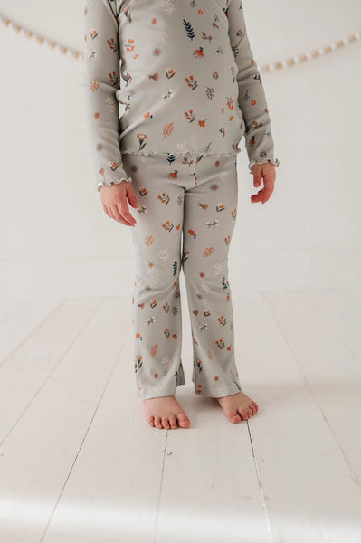 Botanical Lettuce Hem LS Tee & Flare Pants Set