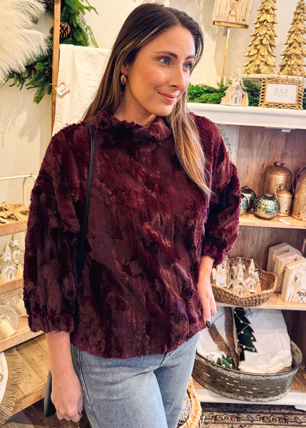 Poof Sleeve Faux Fur Popover in Wine