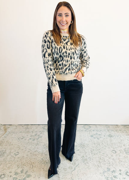 Mina Sweater in Snow Leopard
