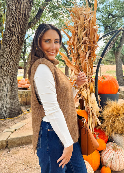 Knitted Sleeveless Sweater - Camel