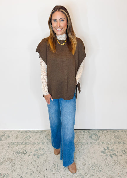 Tye Sweater Vest in Brown