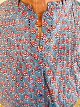 Block Floral Tuck Blouse