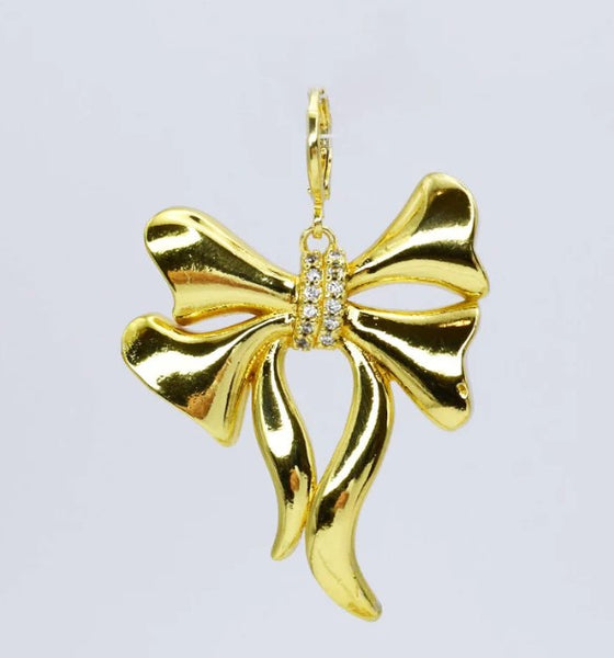 Chic Bow Charm