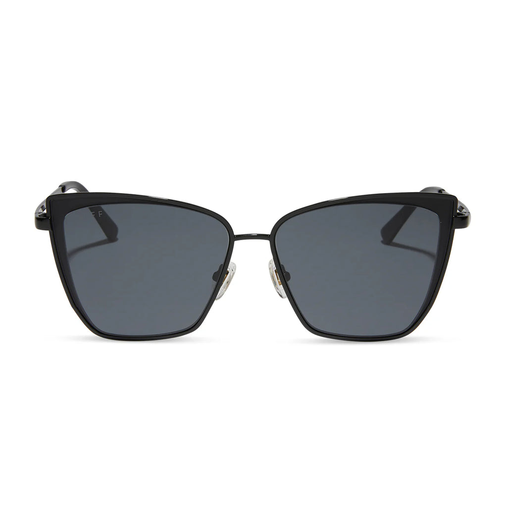 Becky Sunglasses in Black/Dark Smoke