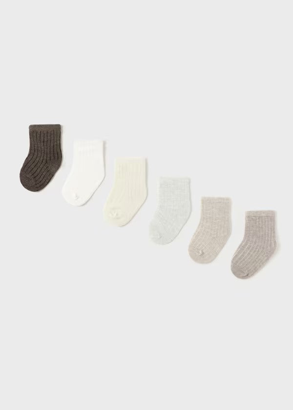 Newborn Set of 6 Socks - Neutrals