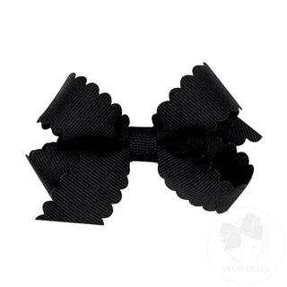 Mini Scalloped Edge Bows