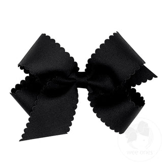 Medium Bow Scalloped Edge